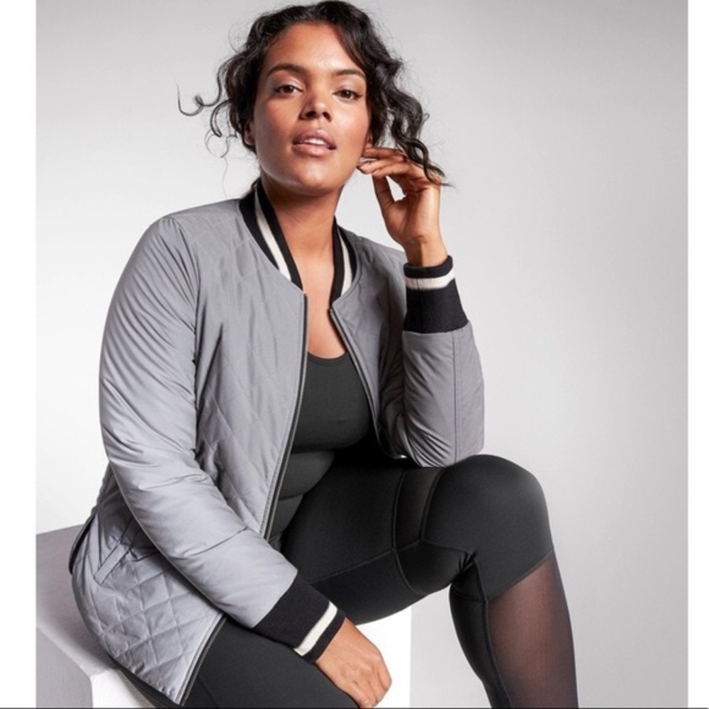 Athleta Reflective & Reversible Puffer Jacket - Silver/Black, size S